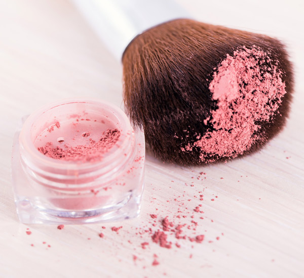 Er der skjult kemi i din makeup? artikel af Rose Maimonide, rosemaimonide.com